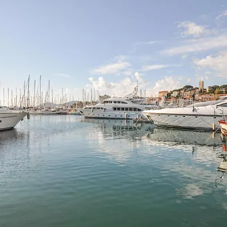 Apartman Cozy In With Wifi Cannes